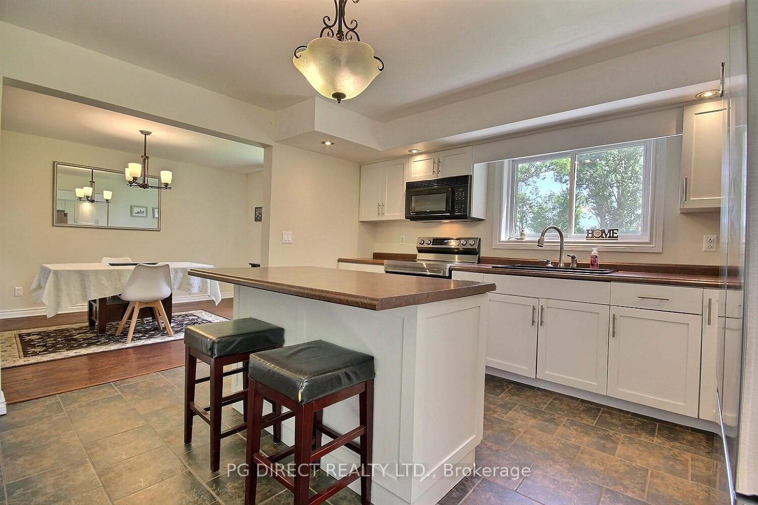 Photo 9 of 562 County Road 28, Prince Edward County, Ameliasburg Ward — HOMEH