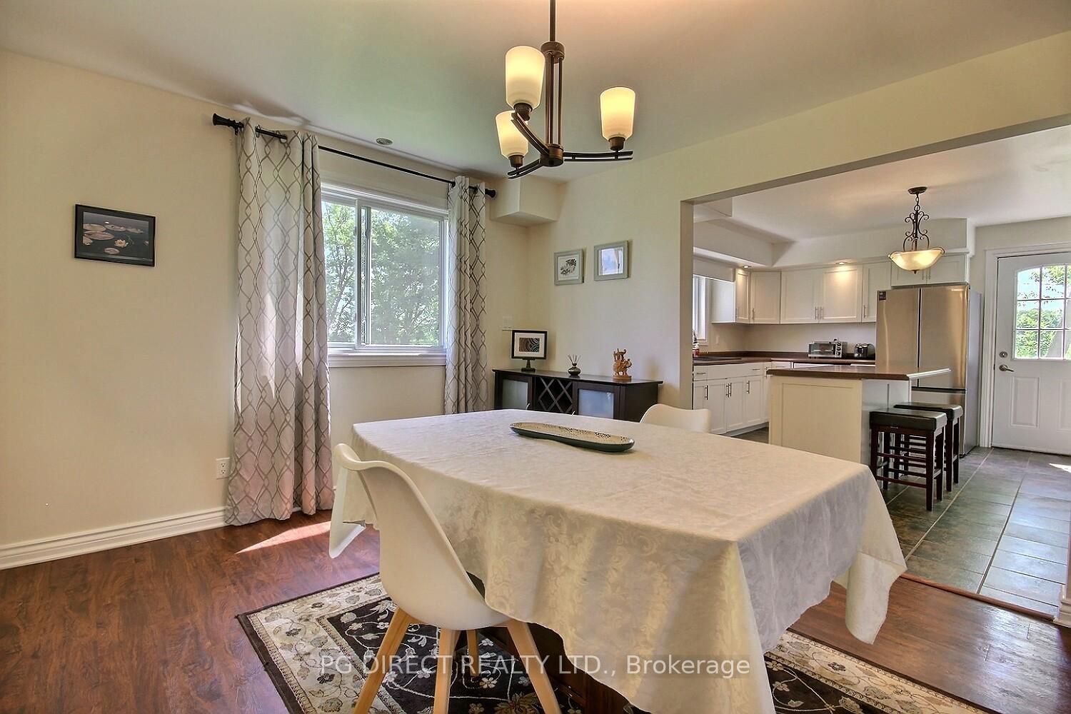Photo 10 of 562 County Road 28, Prince Edward County, Ameliasburg Ward — HOMEH