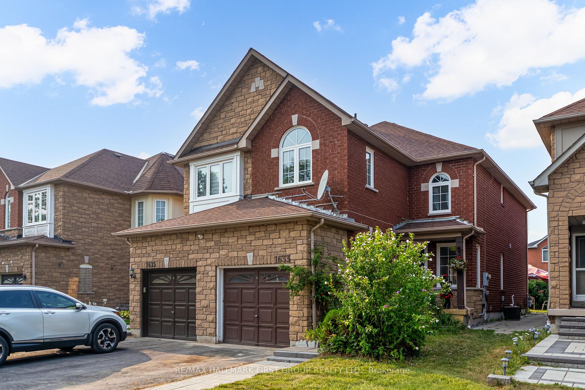 Front of 1633 Autumn Crescent