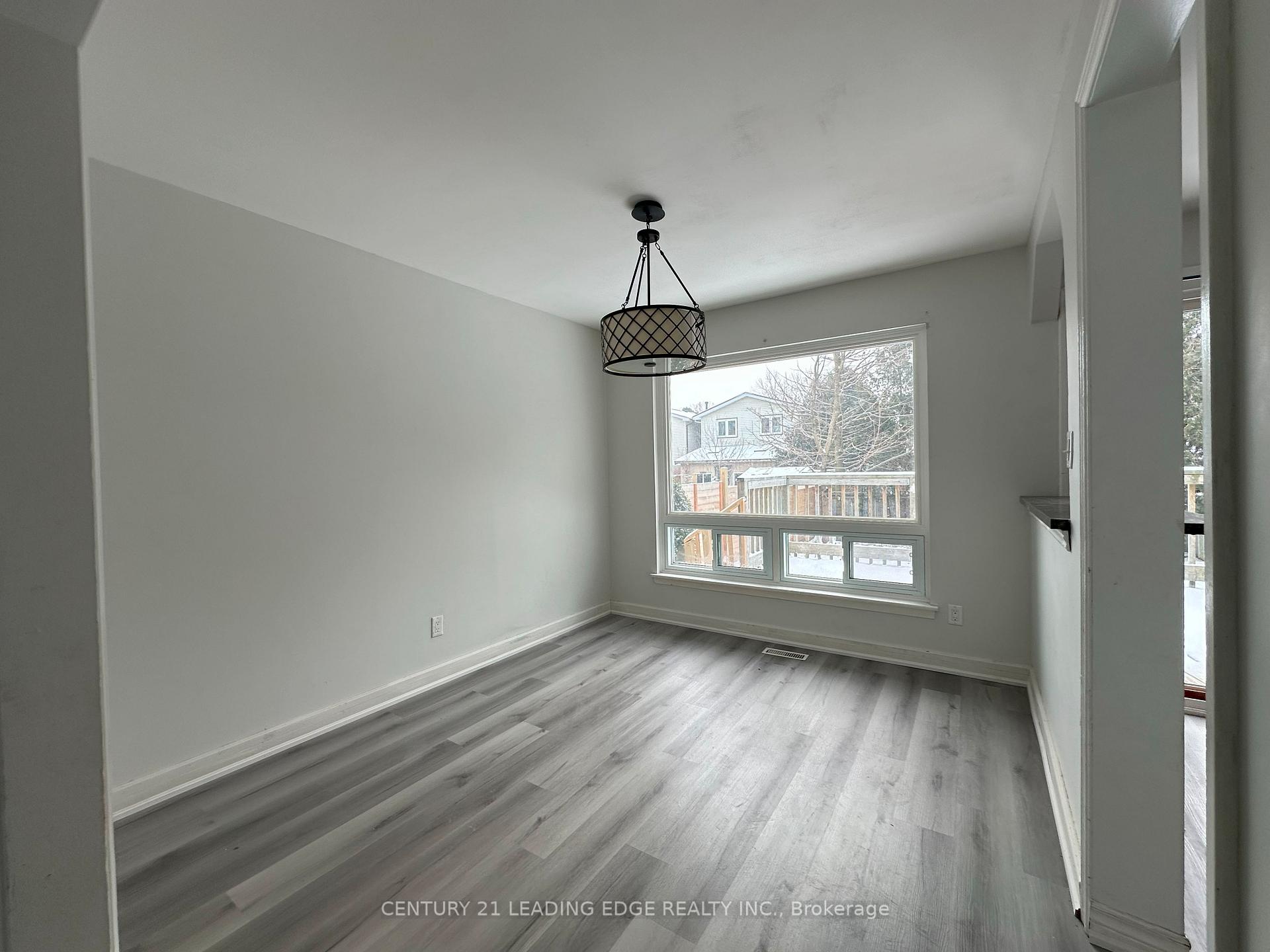Photo 8 of Unit Upper, 1398 Tampa Crescent, Oshawa, Samac — HOMEH