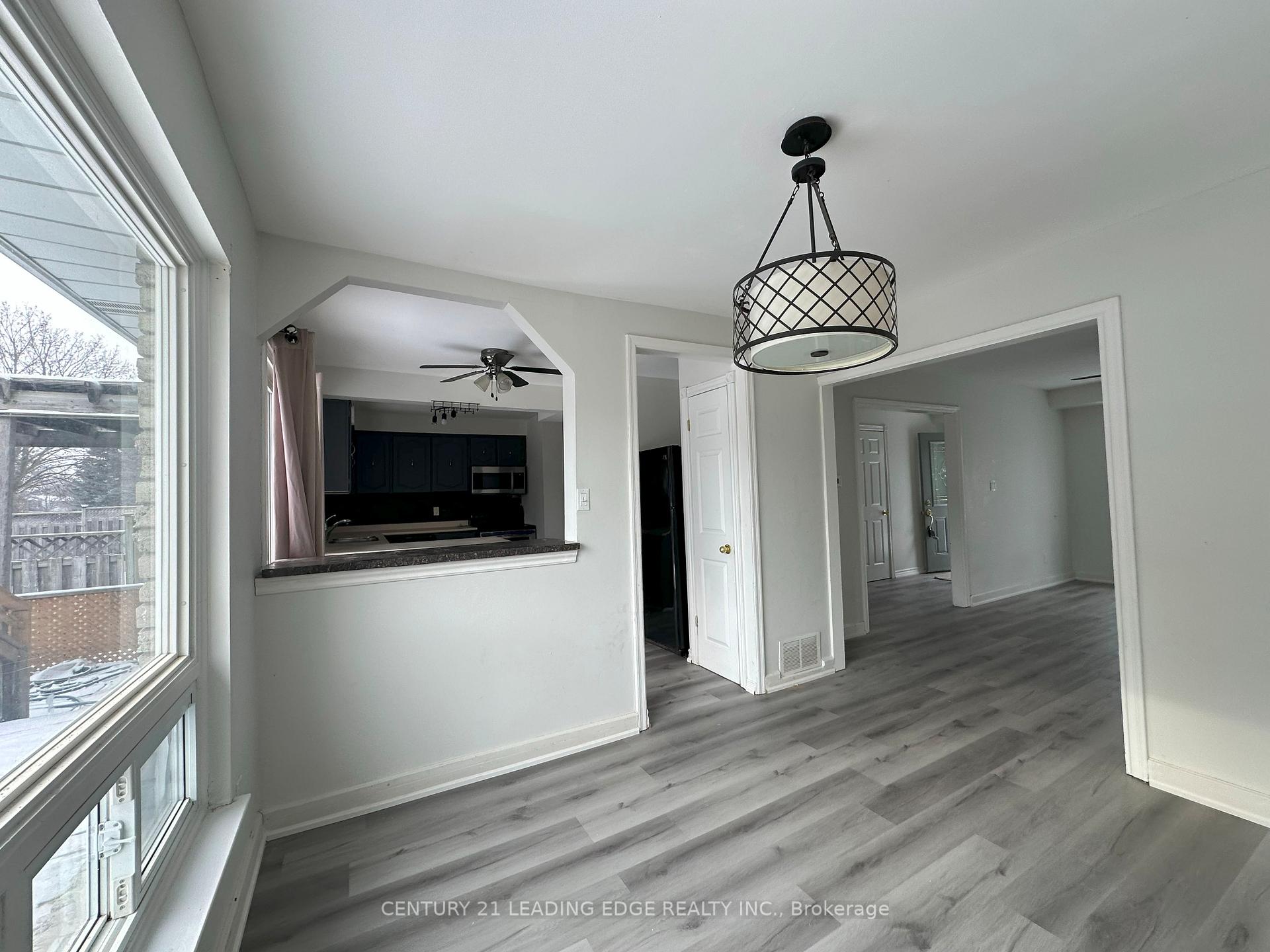 Photo 10 of Unit Upper, 1398 Tampa Crescent, Oshawa, Samac — HOMEH
