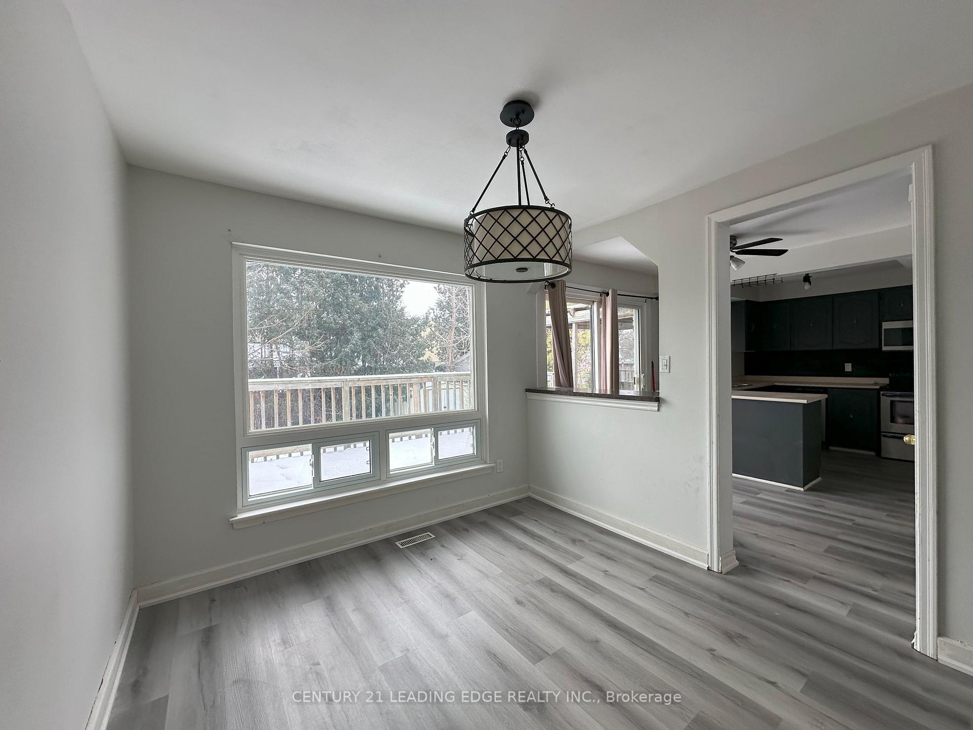 Photo 12 of Unit Upper, 1398 Tampa Crescent, Oshawa, Samac — HOMEH