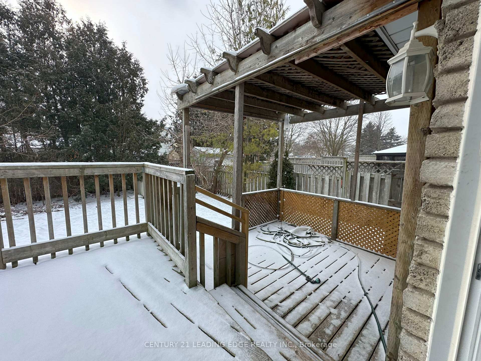 Photo 18 of Unit Upper, 1398 Tampa Crescent, Oshawa, Samac — HOMEH