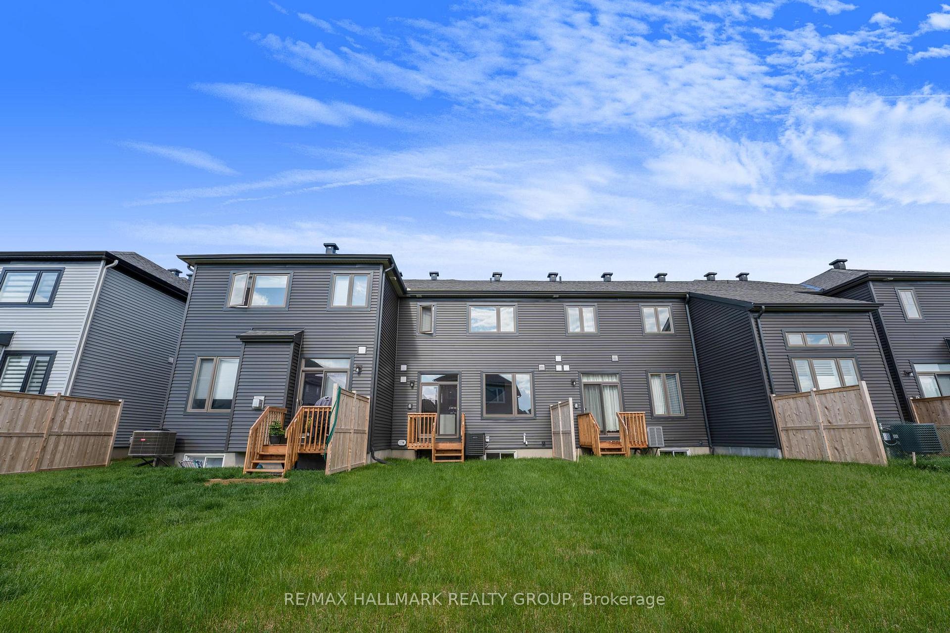 Photo 27 of 566 Cannes Crescent, Ottawa, Avalon East — HOMEH