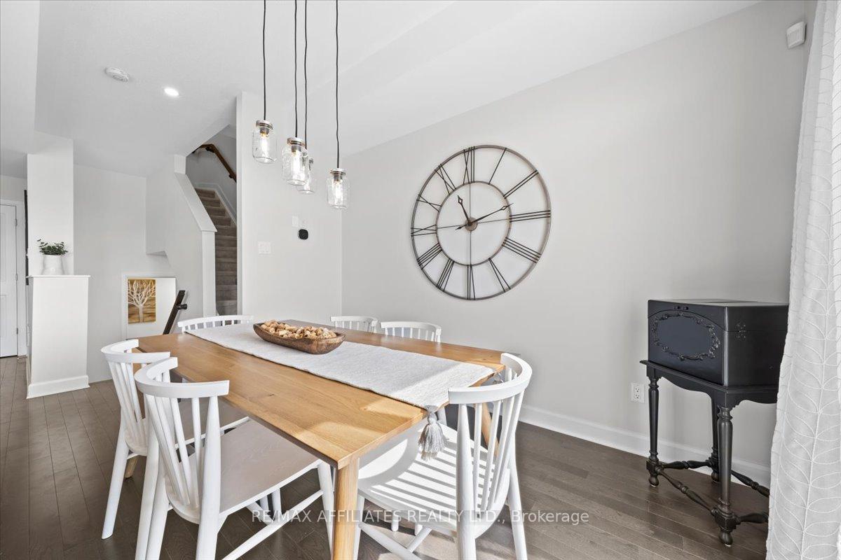 Photo 17 of 352 Mountain Sorrel Way, Ottawa, Avalon West — HOMEH