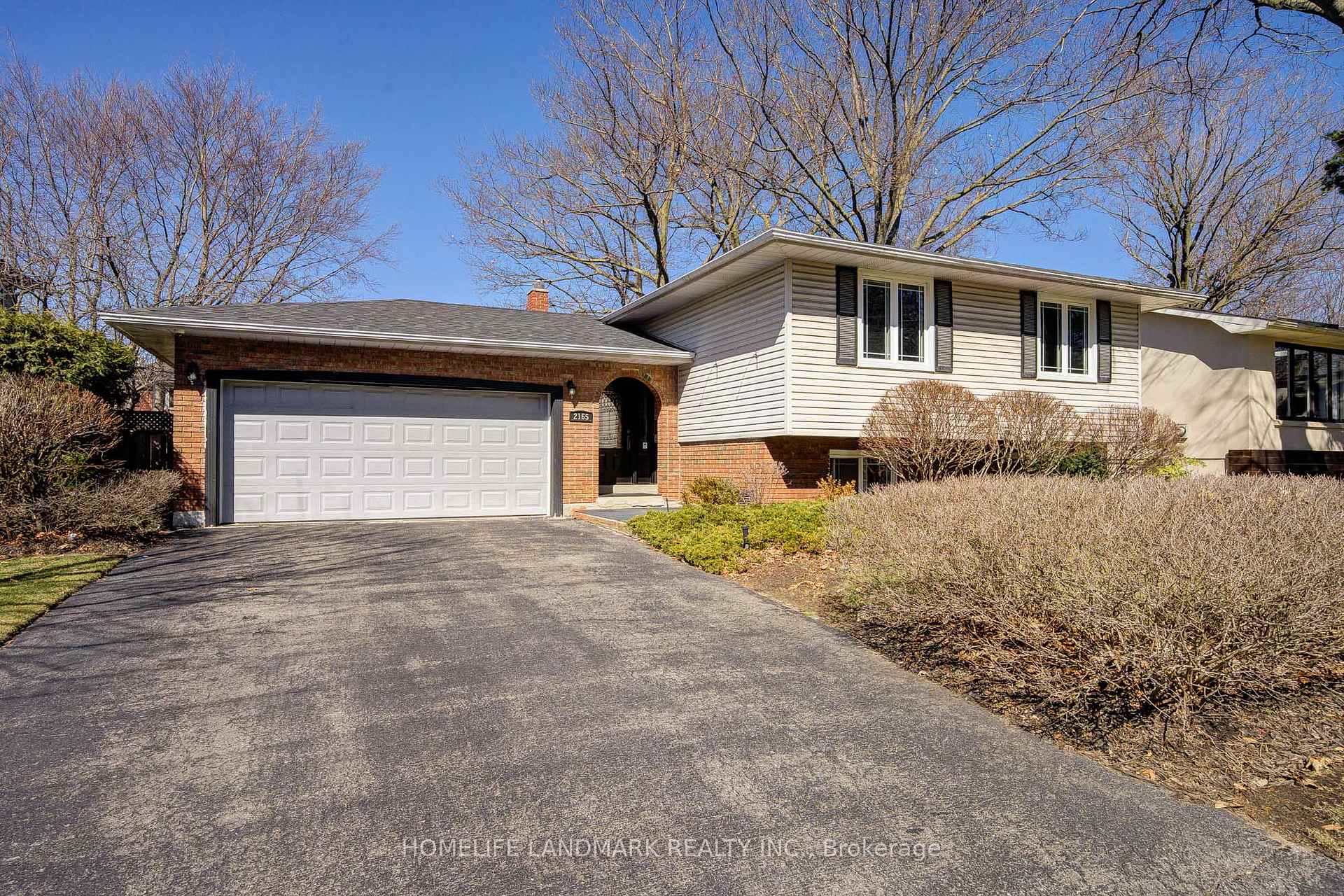 Front of 2165 Dunedin Road