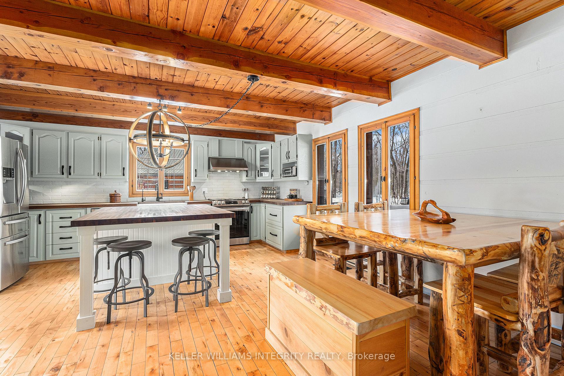 Photo 3 of 1515 Cumberland Ridge Drive, Ottawa, Cumberland Ridge — HOMEH