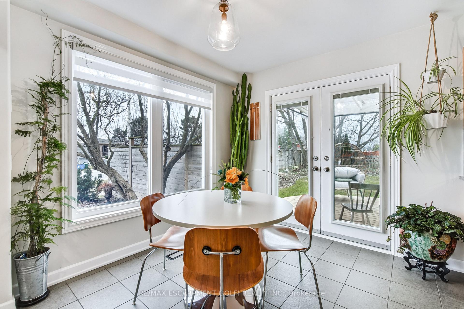 Photo 5 of 773 Laurier Avenue, Milton, Timberlea — HOMEH