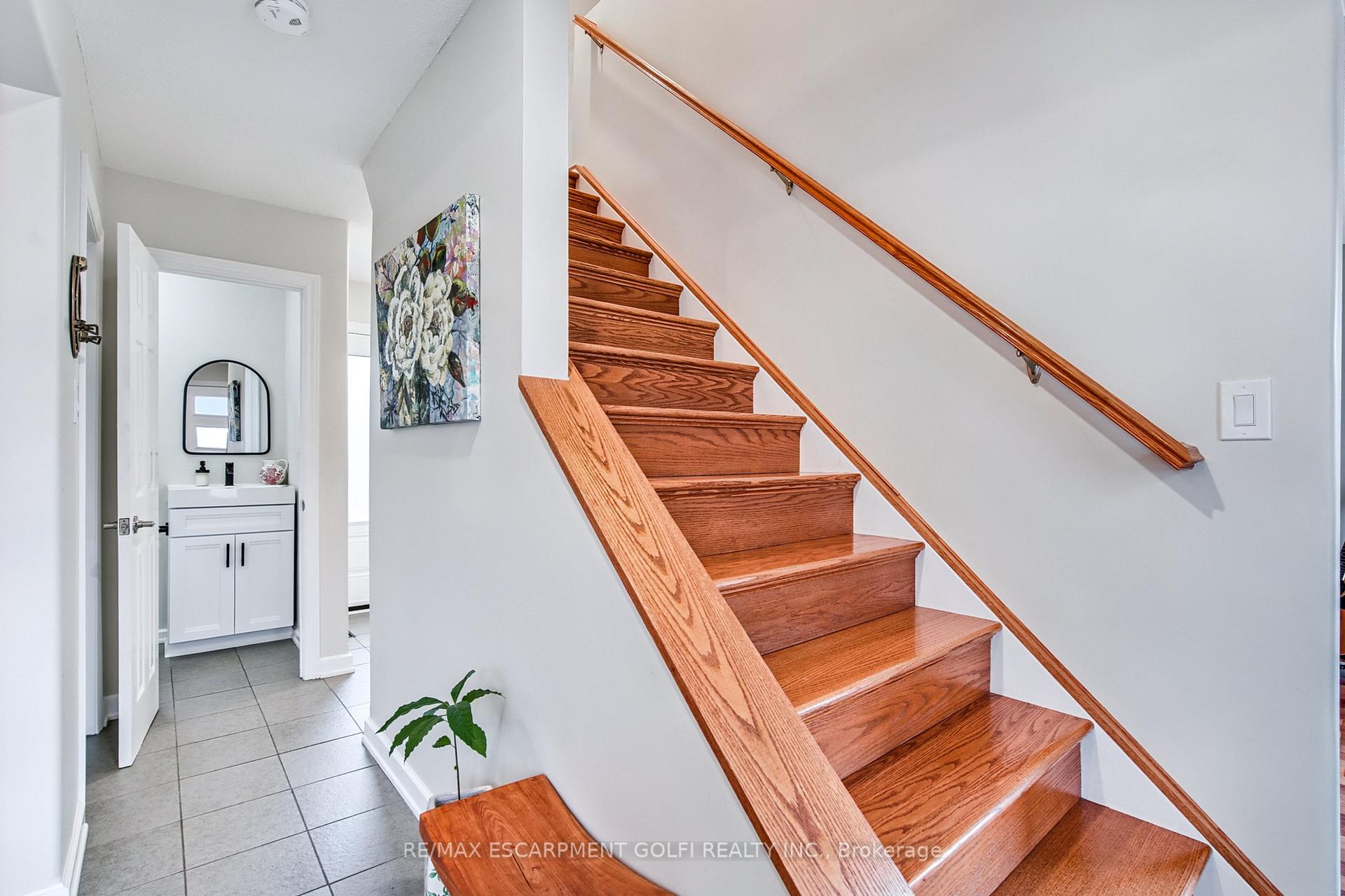 Photo 12 of 773 Laurier Avenue, Milton, Timberlea — HOMEH