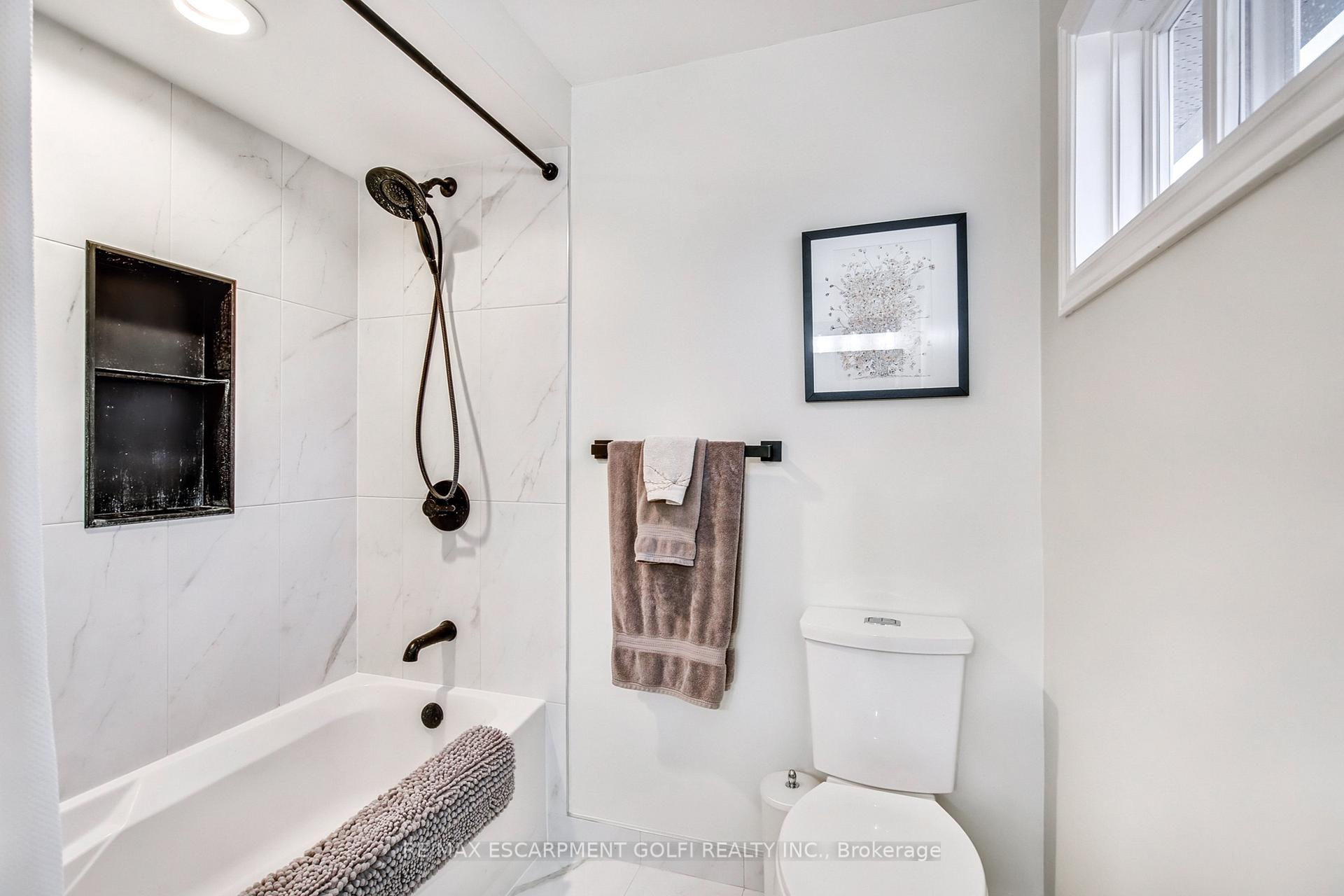 Photo 22 of 773 Laurier Avenue, Milton, Timberlea — HOMEH