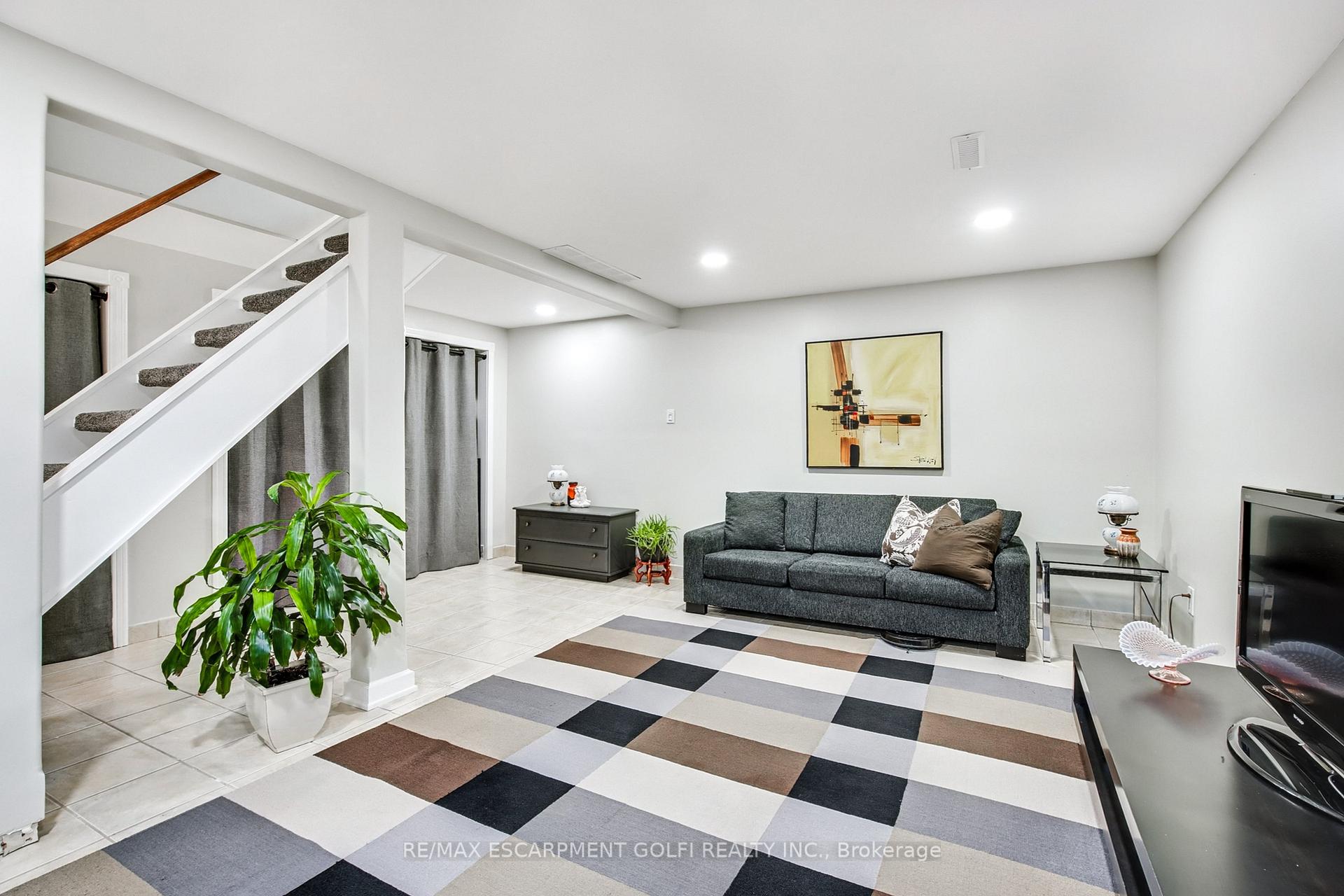 Photo 29 of 773 Laurier Avenue, Milton, Timberlea — HOMEH