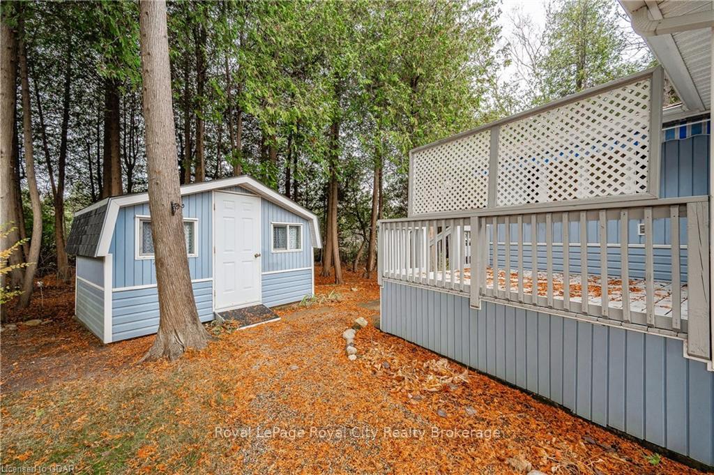 Photo 26 of 2 Spruce Avenue, Puslinch, Rural Puslinch East — HOMEH