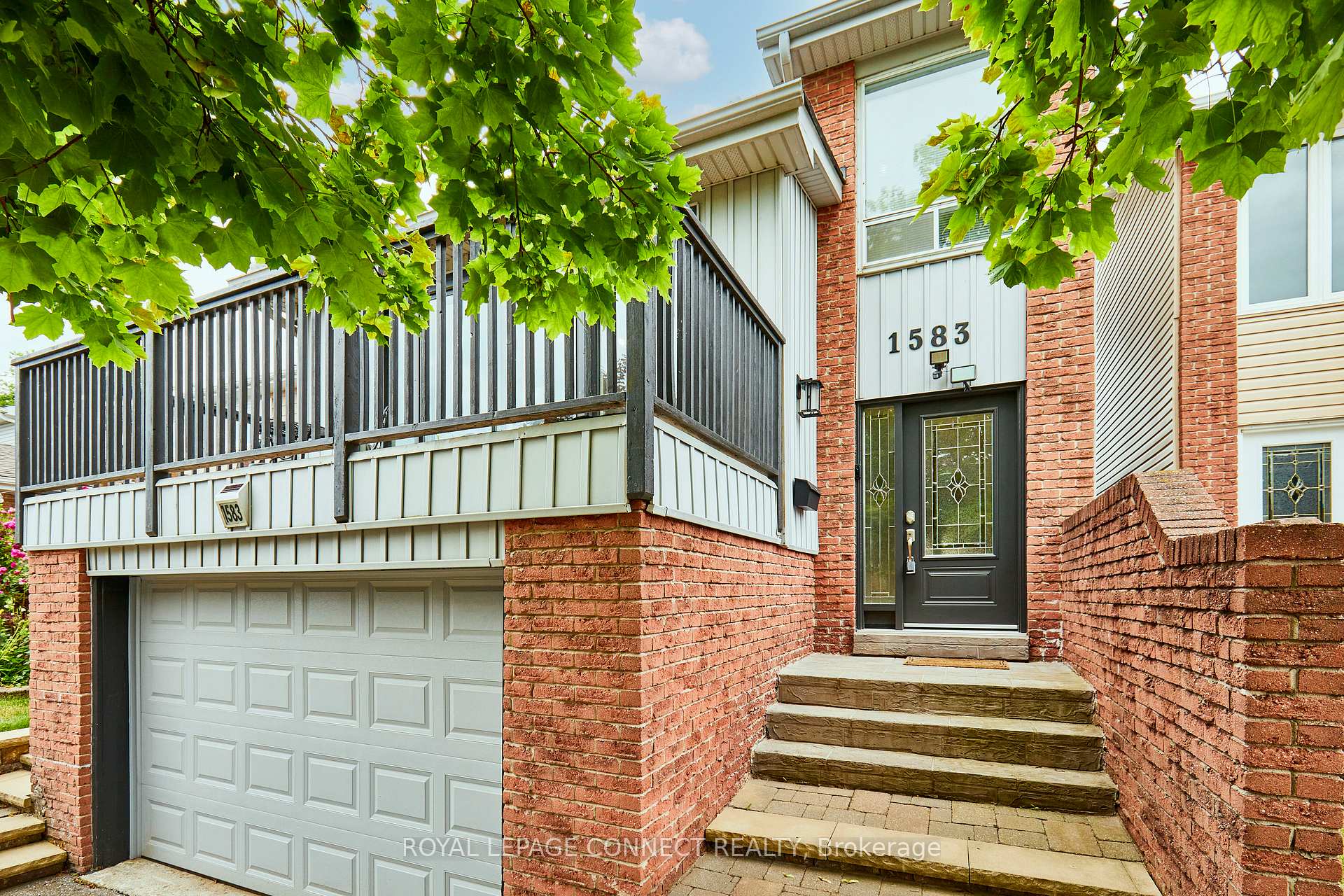 Photo 3 of 1583 Alwin Circle, Pickering, Village East — HOMEH