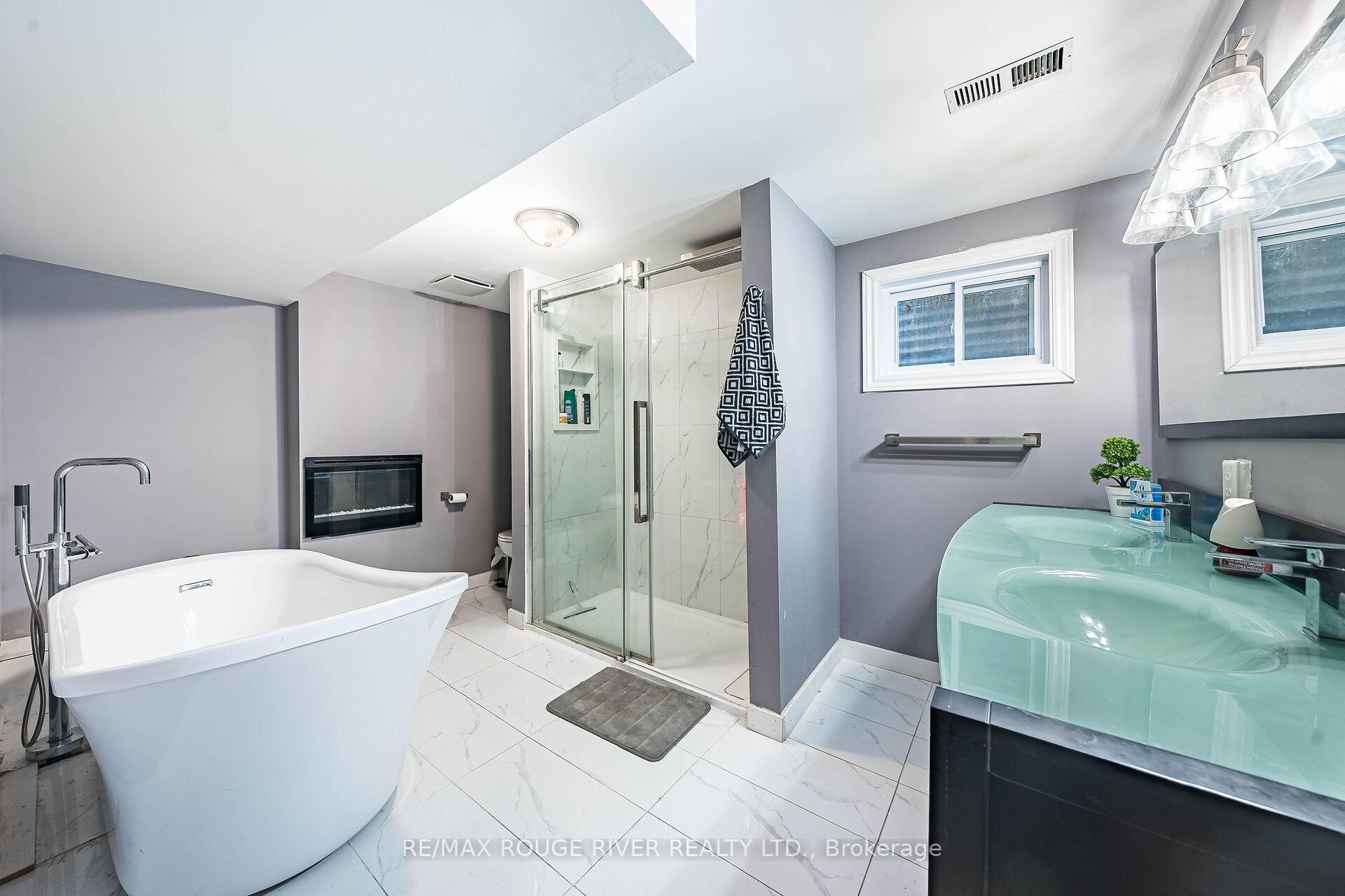 Photo 34 of 260 Harmony Road N, Oshawa, Eastdale — HOMEH