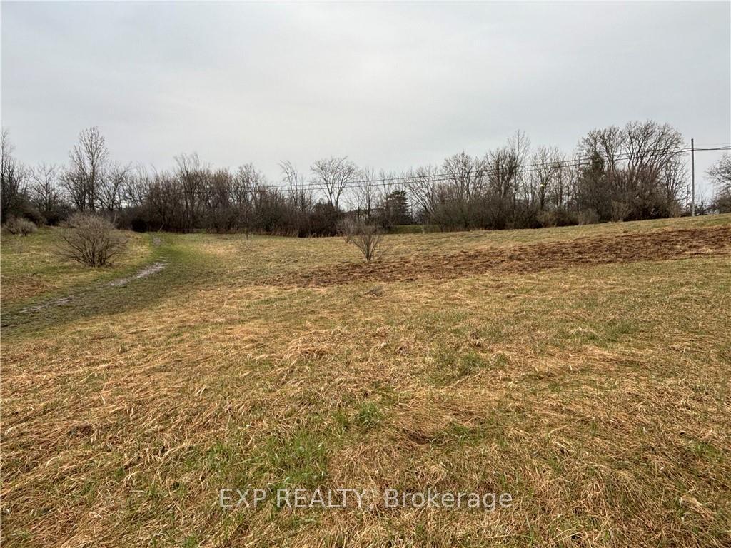 Photo 12 of 00 Barnet Boulevard, Renfrew — HOMEH