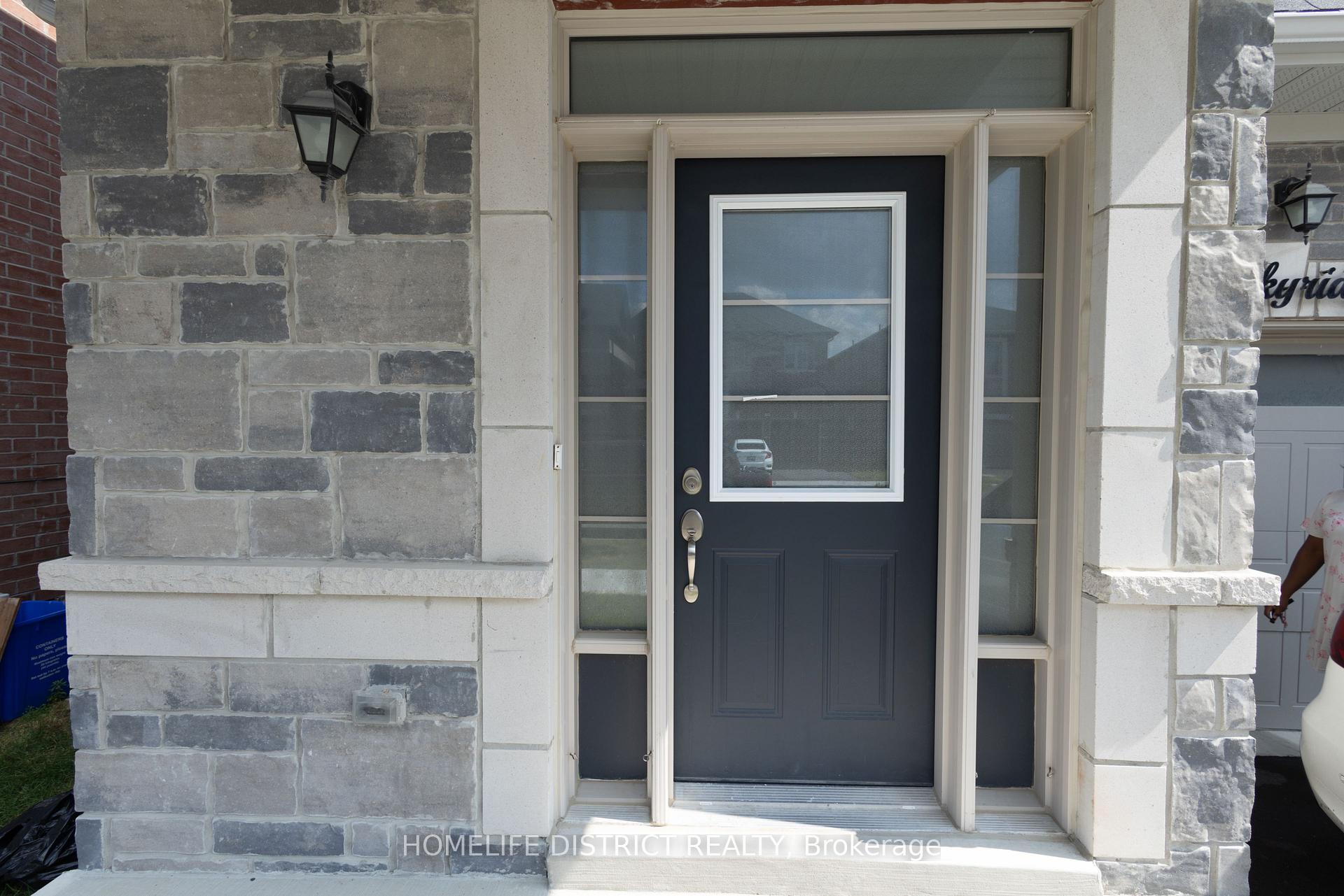 Photo 3 of 1085 Skyridge Boulevard, Pickering, Rural Pickering — HOMEH