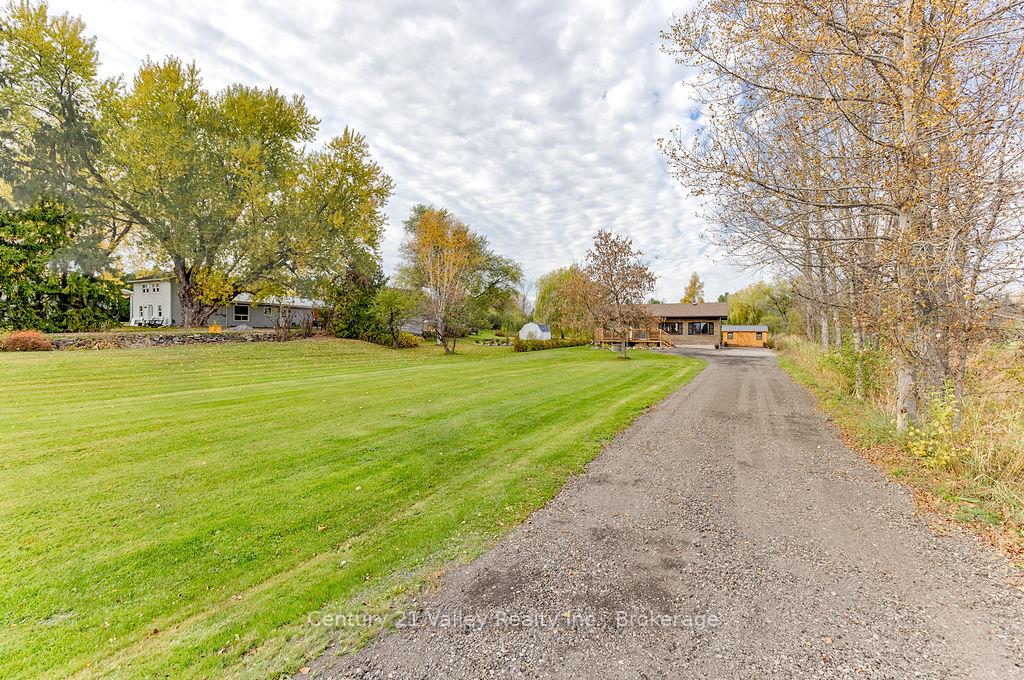 Photo 1 of 136 Pucker Street, Renfrew — HOMEH