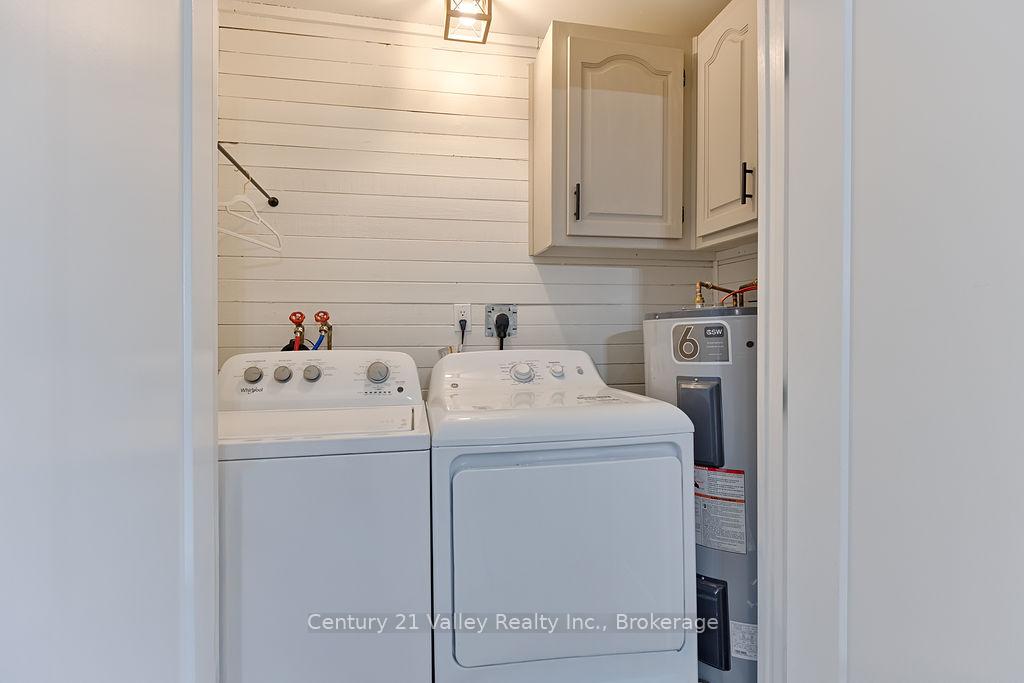 Photo 43 of 136 Pucker Street, Renfrew — HOMEH