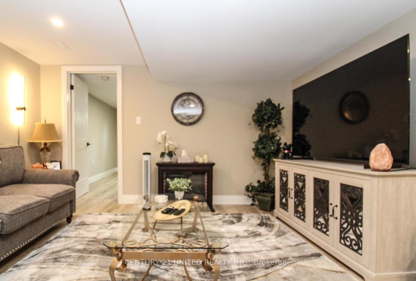Photo 9 of Unit Lower, 1293 Dobbin Avenue, Peterborough, Town Ward 3 — HOMEH