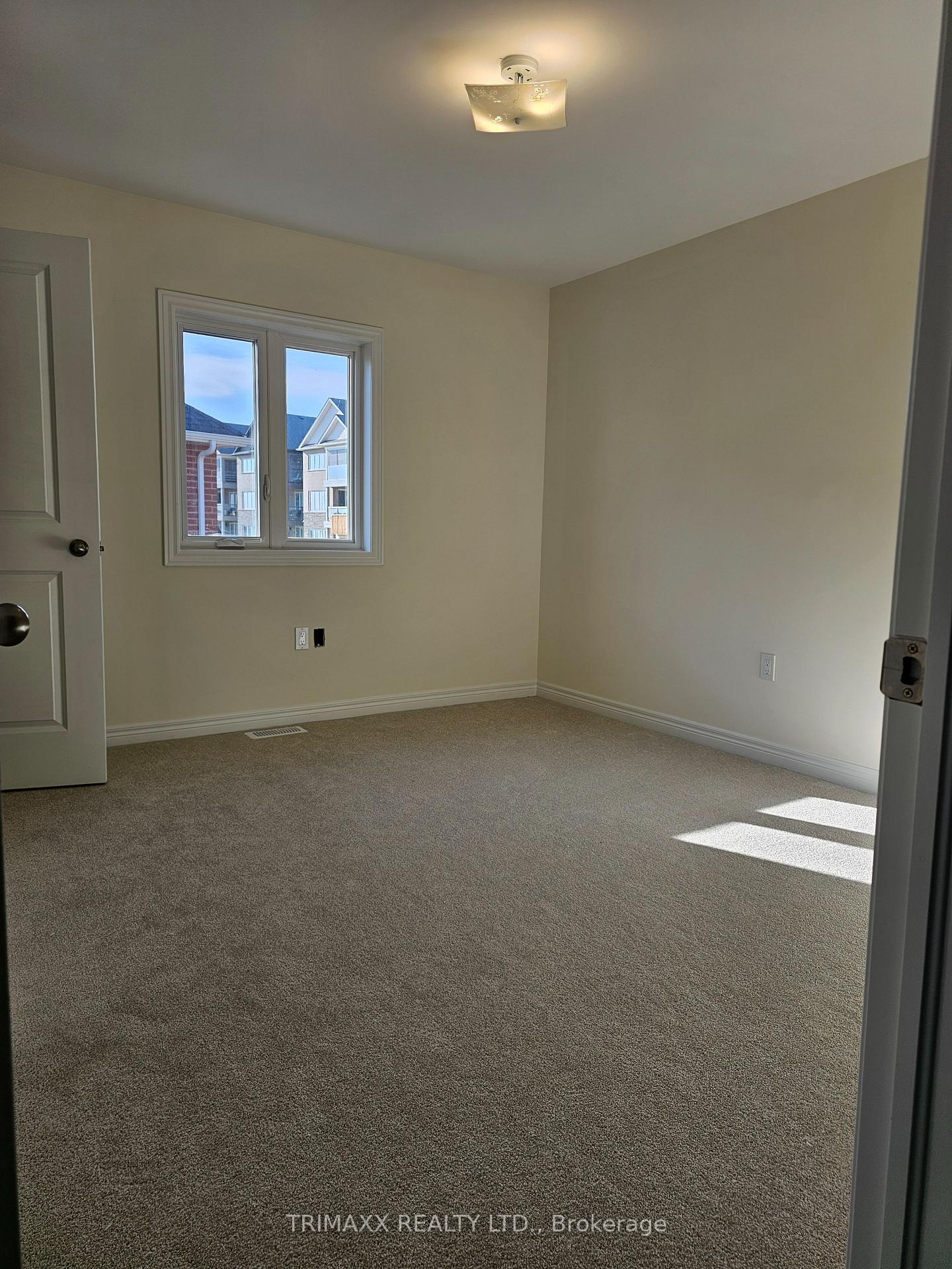 Photo 20 of 819 Steinberg Court, Peterborough, Monaghan Ward 2 — HOMEH