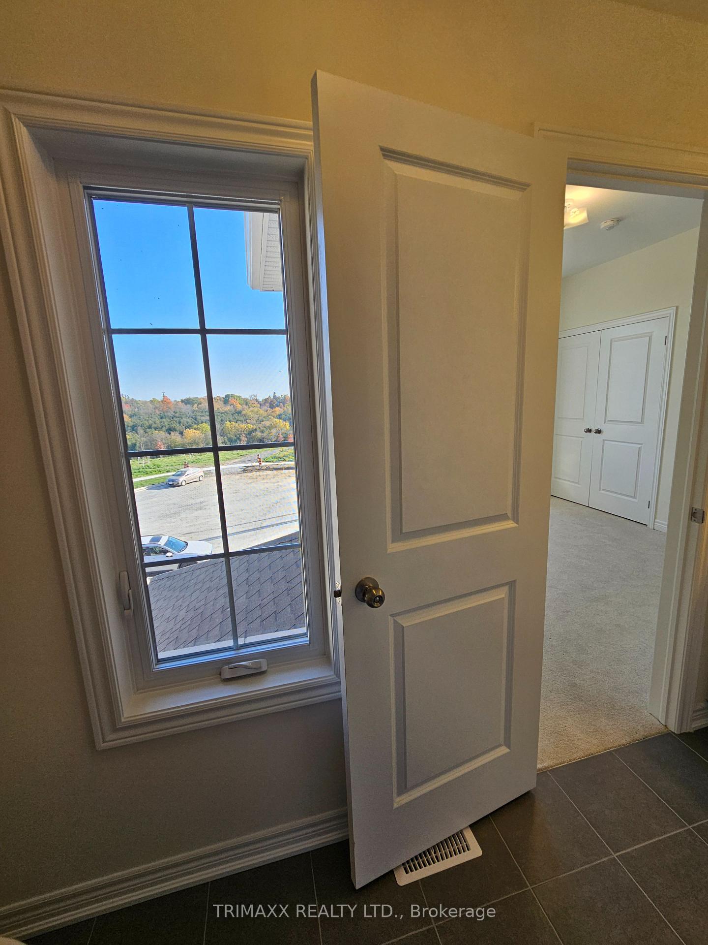 Photo 24 of 819 Steinberg Court, Peterborough, Monaghan Ward 2 — HOMEH