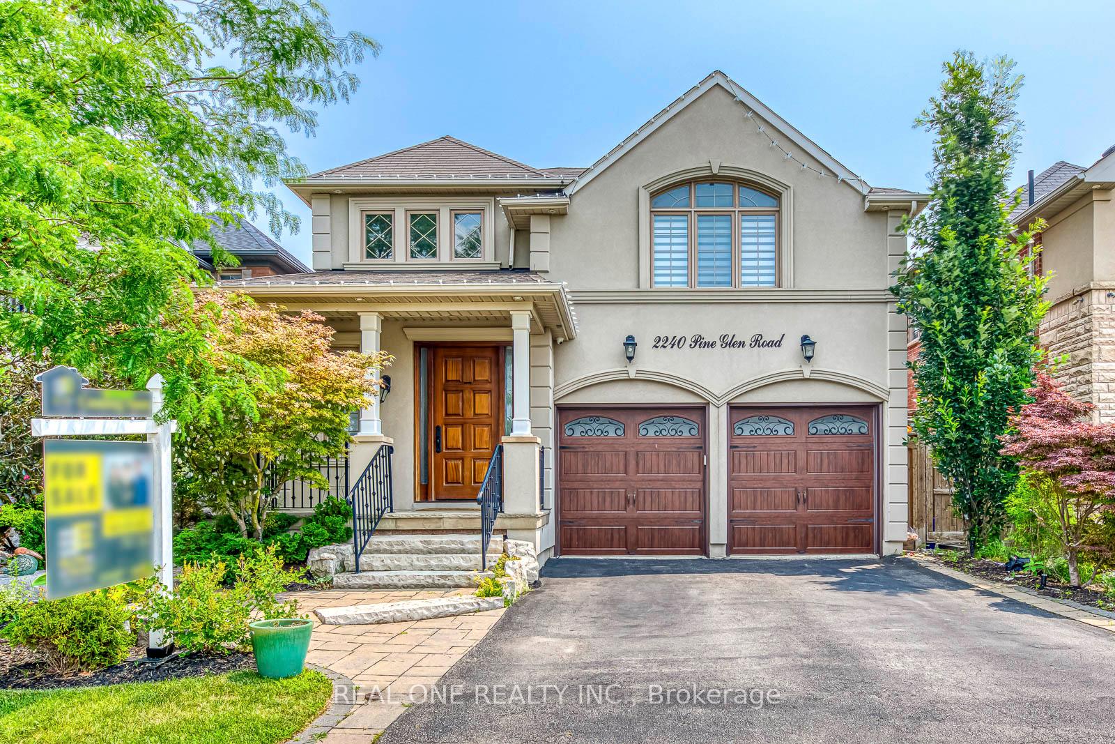 Front of 2240 Pine Glen Road