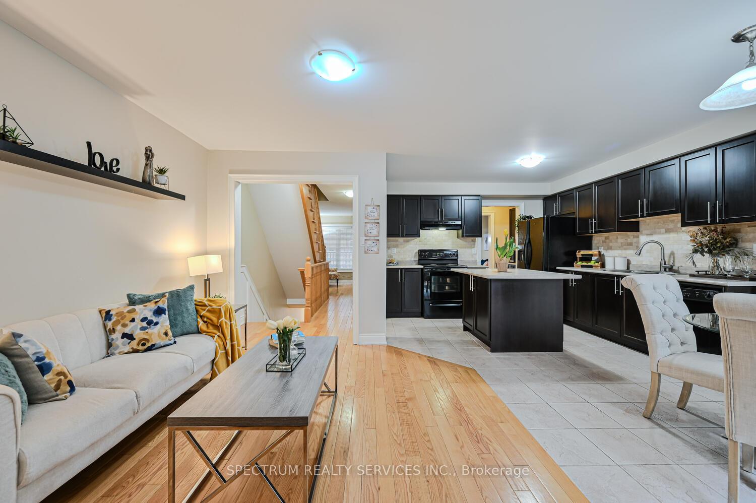 Photo 12 of 876 Jempson Path, Milton, Harrison — HOMEH