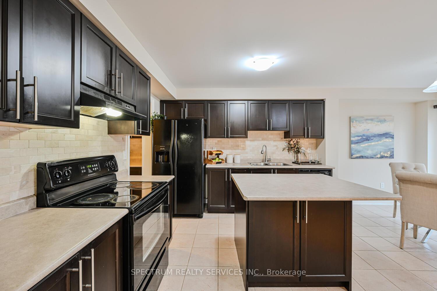 Photo 17 of 876 Jempson Path, Milton, Harrison — HOMEH