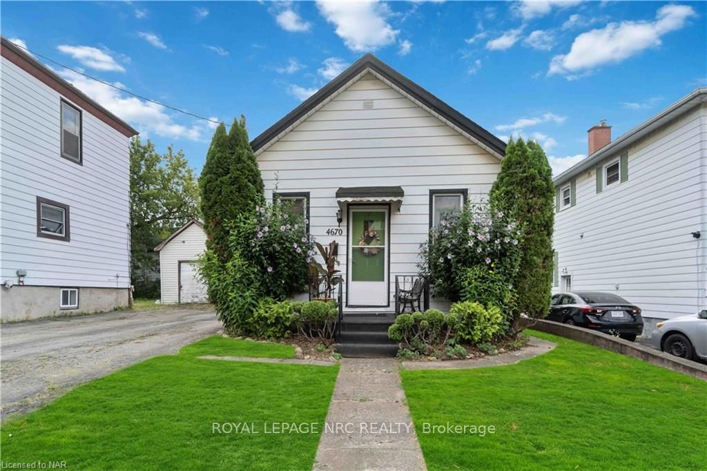 Front of 4670 Huron Street