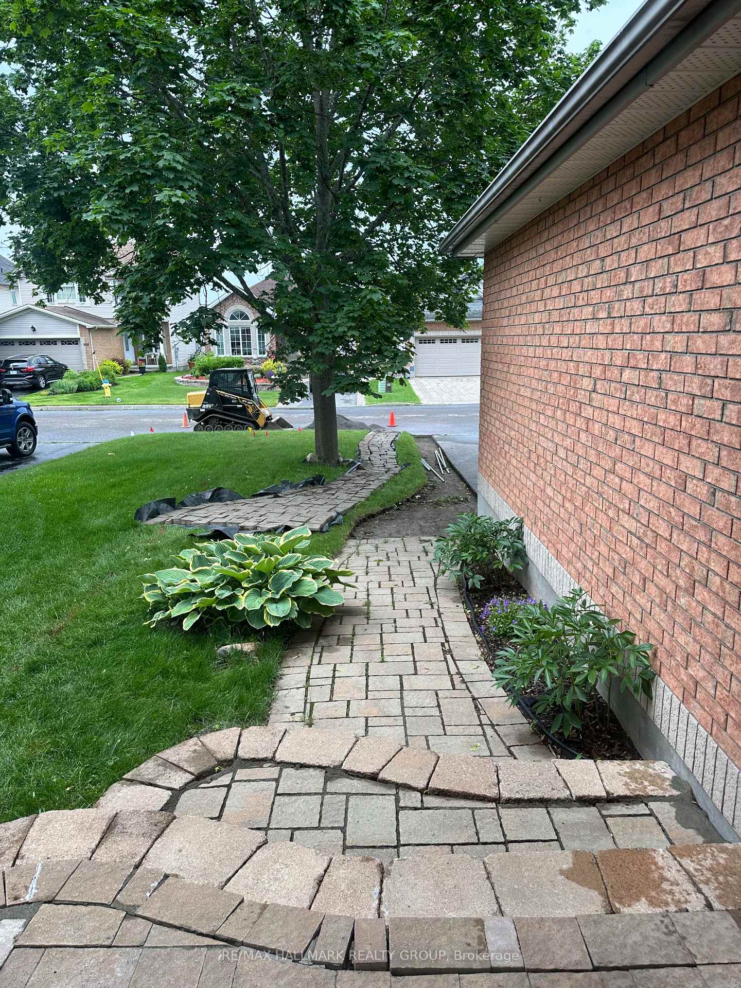 Photo 30 of 963 Como Crescent, Ottawa, Fallingbrook/Pineridge — HOMEH