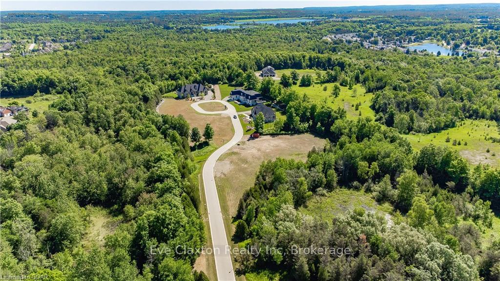 Photo 8 of 161 Timberwalk Trail, Hamilton, Rural Flamborough — HOMEH