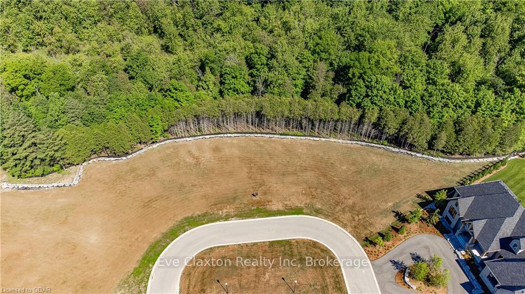 Photo 10 of 161 Timberwalk Trail, Hamilton, Rural Flamborough — HOMEH