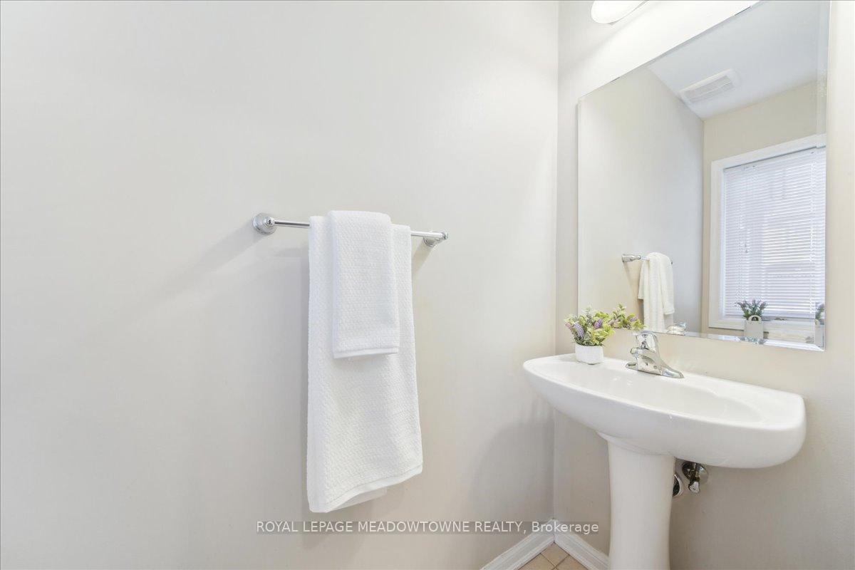 Photo 5 of 228 Septimus Heights, Milton, Harrison — HOMEH