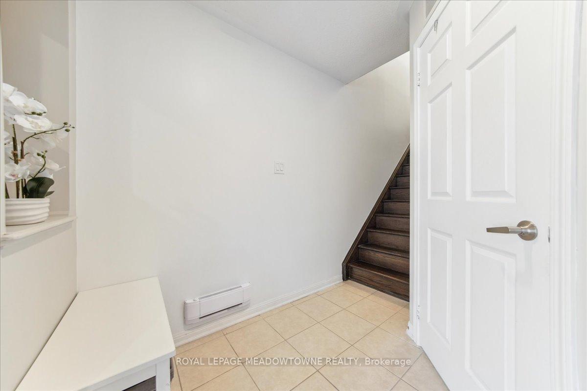 Photo 6 of 228 Septimus Heights, Milton, Harrison — HOMEH