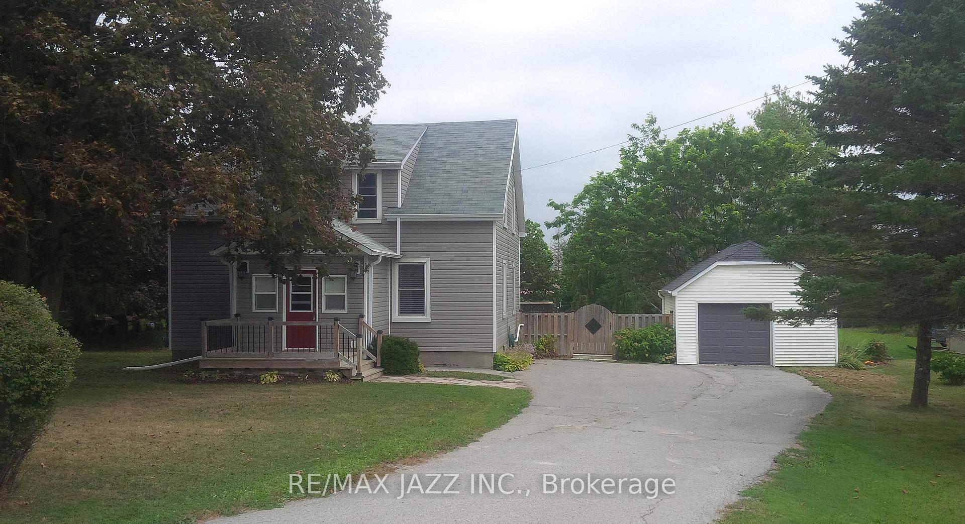 Photo 1 of 4013 Wallace Point Road, Peterborough, Ashburnham Ward 4 — HOMEH