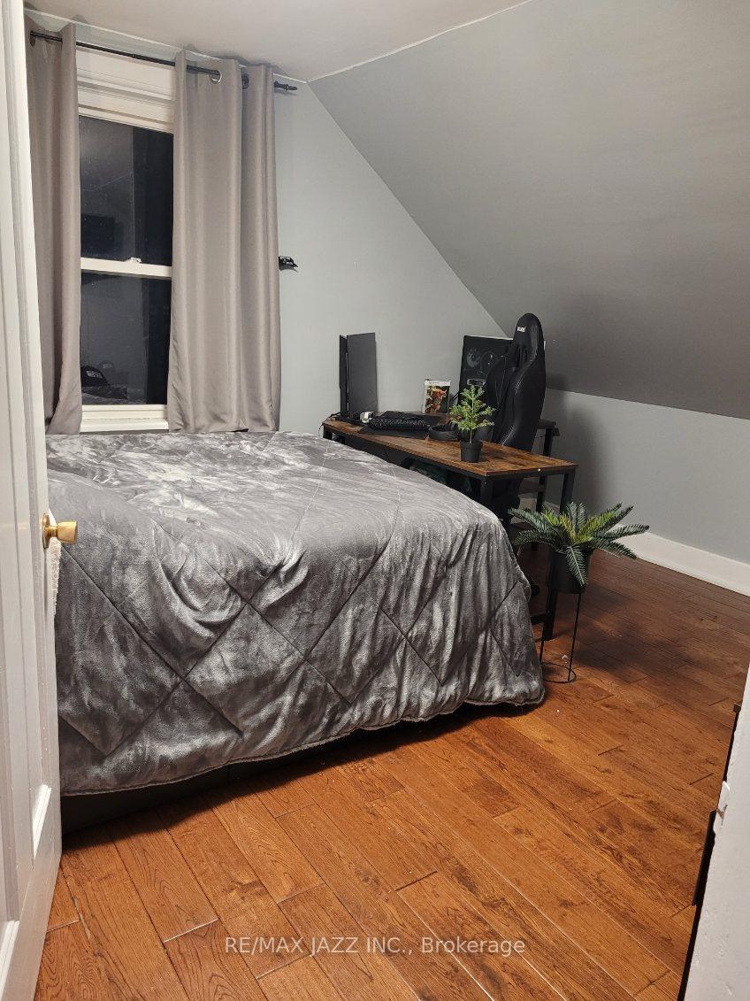 Photo 6 of 4013 Wallace Point Road, Peterborough, Ashburnham Ward 4 — HOMEH