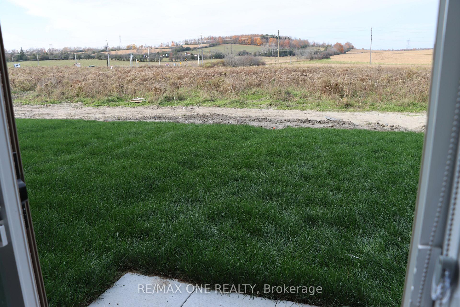 Photo 14 of 124 Pike Street, Peterborough, Monaghan Ward 2 — HOMEH