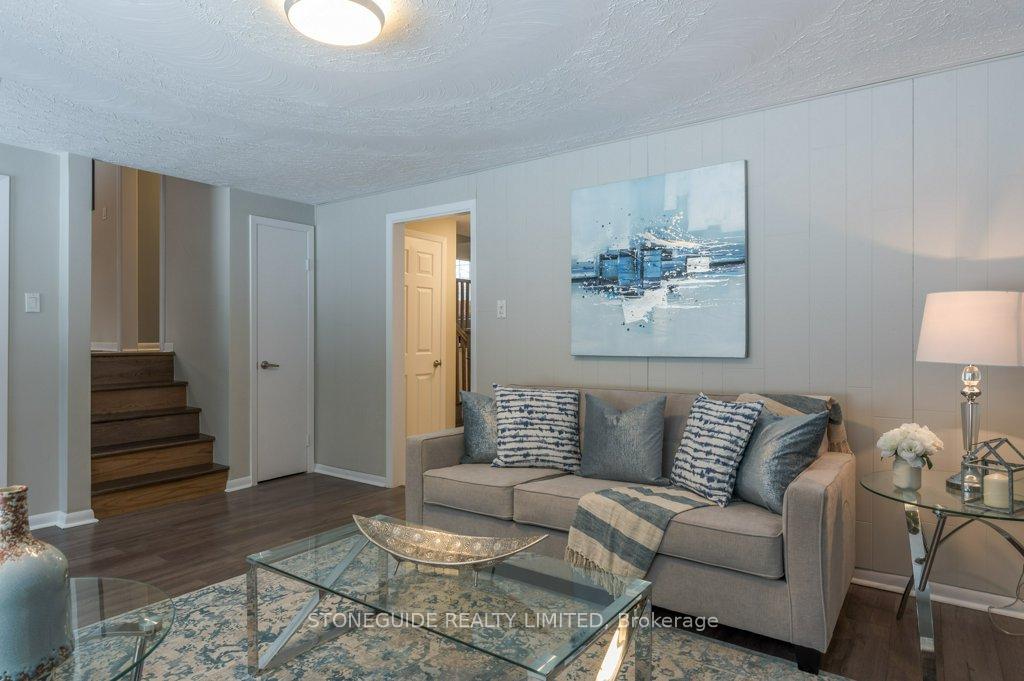 Photo 4 of 1281 Bridle Drive, Peterborough, Monaghan Ward 2 — HOMEH