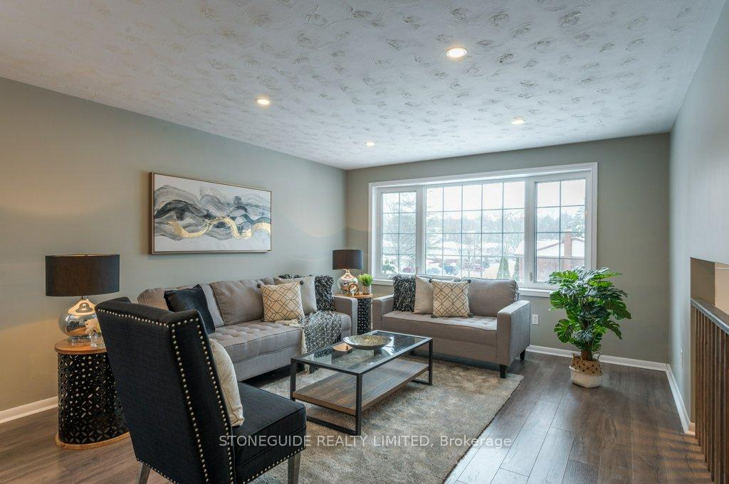 Photo 11 of 1281 Bridle Drive, Peterborough, Monaghan Ward 2 — HOMEH