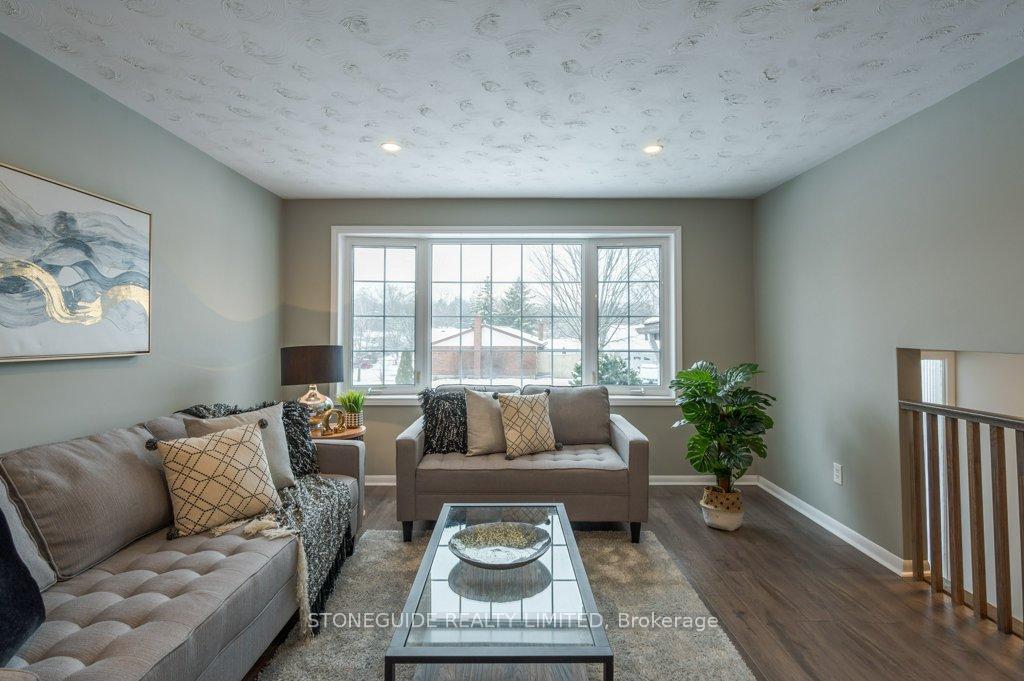 Photo 12 of 1281 Bridle Drive, Peterborough, Monaghan Ward 2 — HOMEH