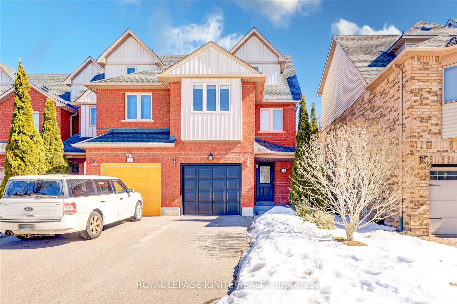 Photo 1 of 355 Sparrow Circle, Pickering, Highbush — HOMEH