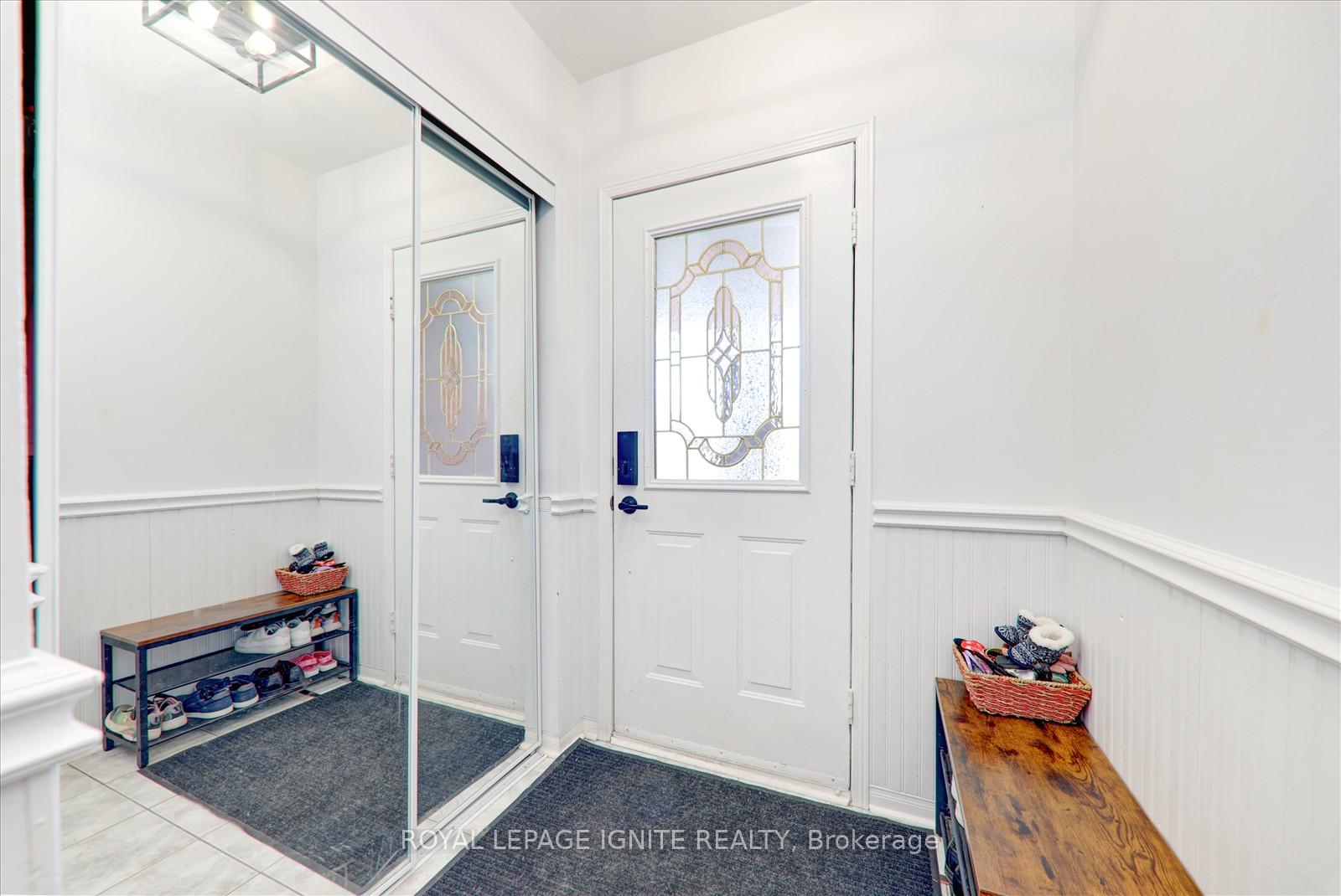 Photo 5 of 355 Sparrow Circle, Pickering, Highbush — HOMEH