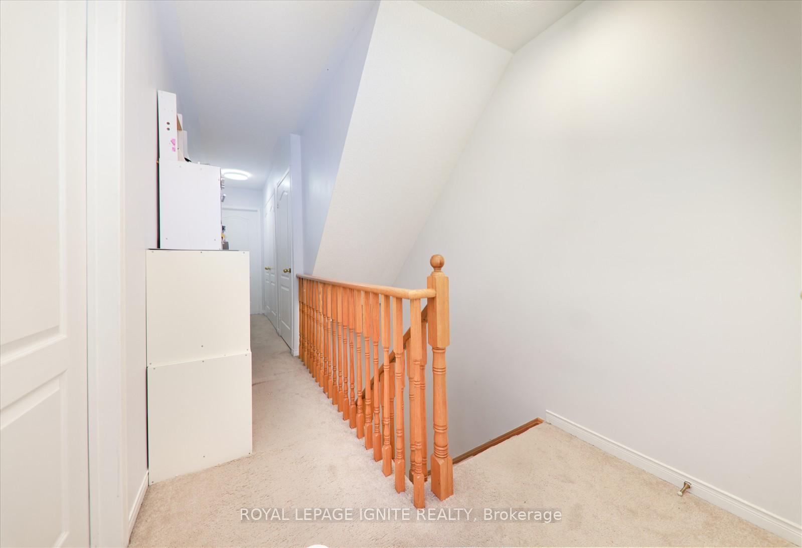 Photo 15 of 355 Sparrow Circle, Pickering, Highbush — HOMEH