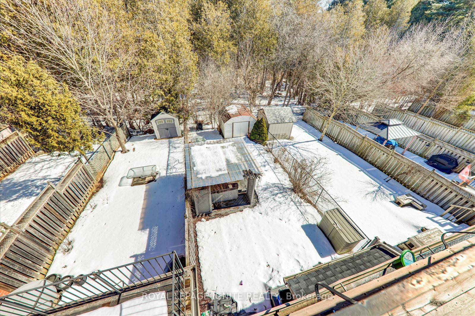 Photo 31 of 355 Sparrow Circle, Pickering, Highbush — HOMEH