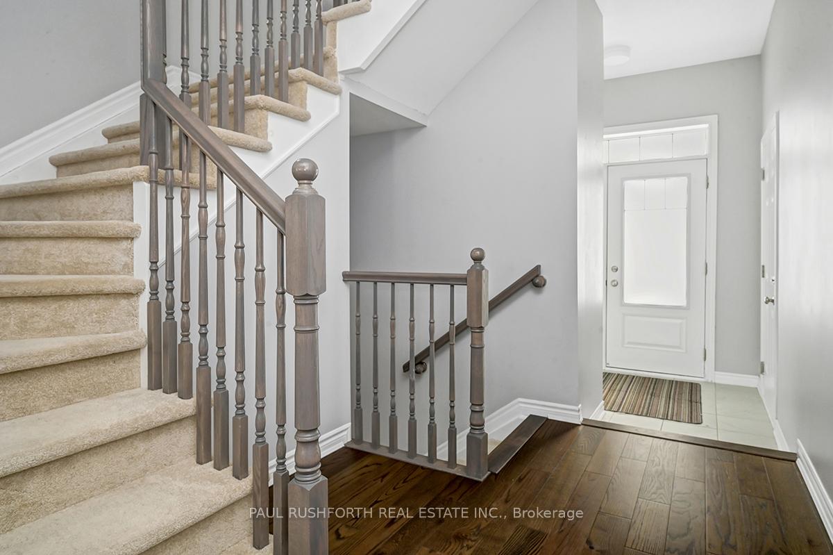 Photo 3 of 547 Catleaf Row, Ottawa, Avalon West — HOMEH