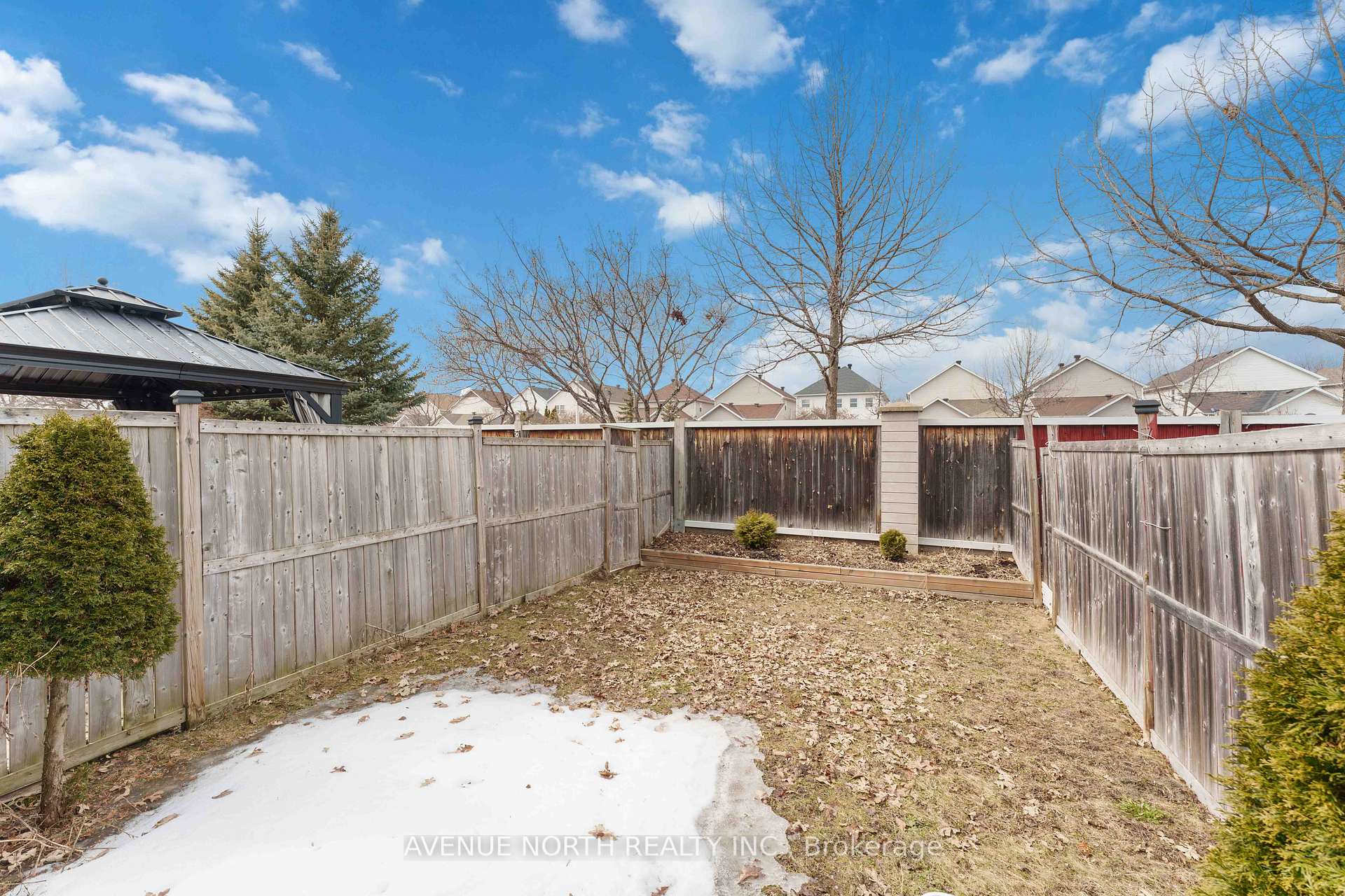 Photo 35 of 153 Topham Terrace, Ottawa, Fallingbrook/Gardenway South — HOMEH