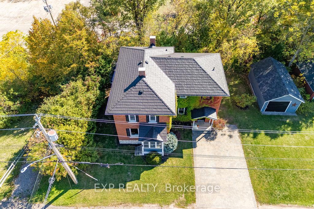 Photo 7 of 7 Hincks Avenue W, Renfrew — HOMEH