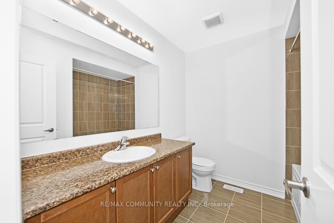 Photo 19 of 2612 Apricot Lane, Pickering, Rural Pickering — HOMEH