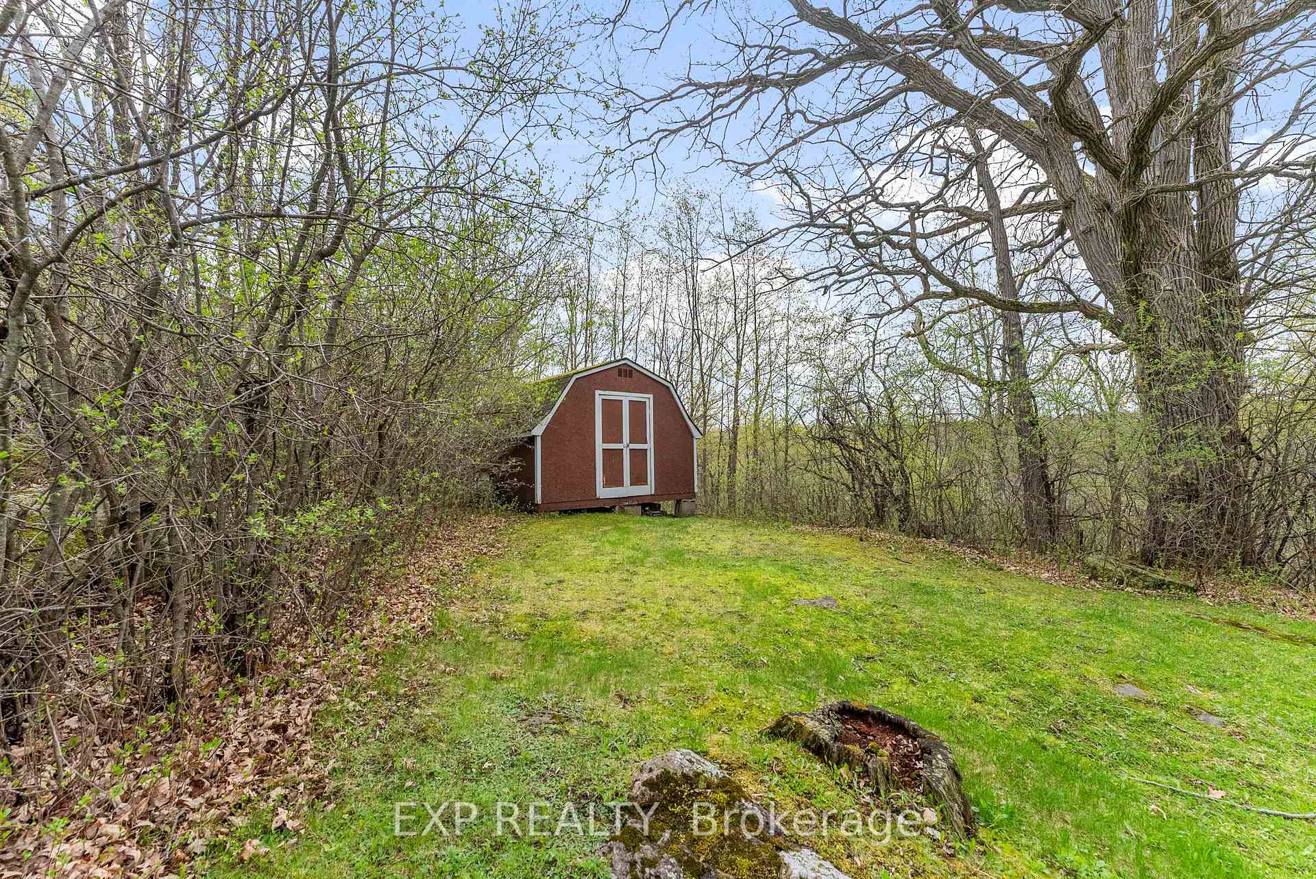 Photo 9 of 301 Opeongo Road, Renfrew — HOMEH