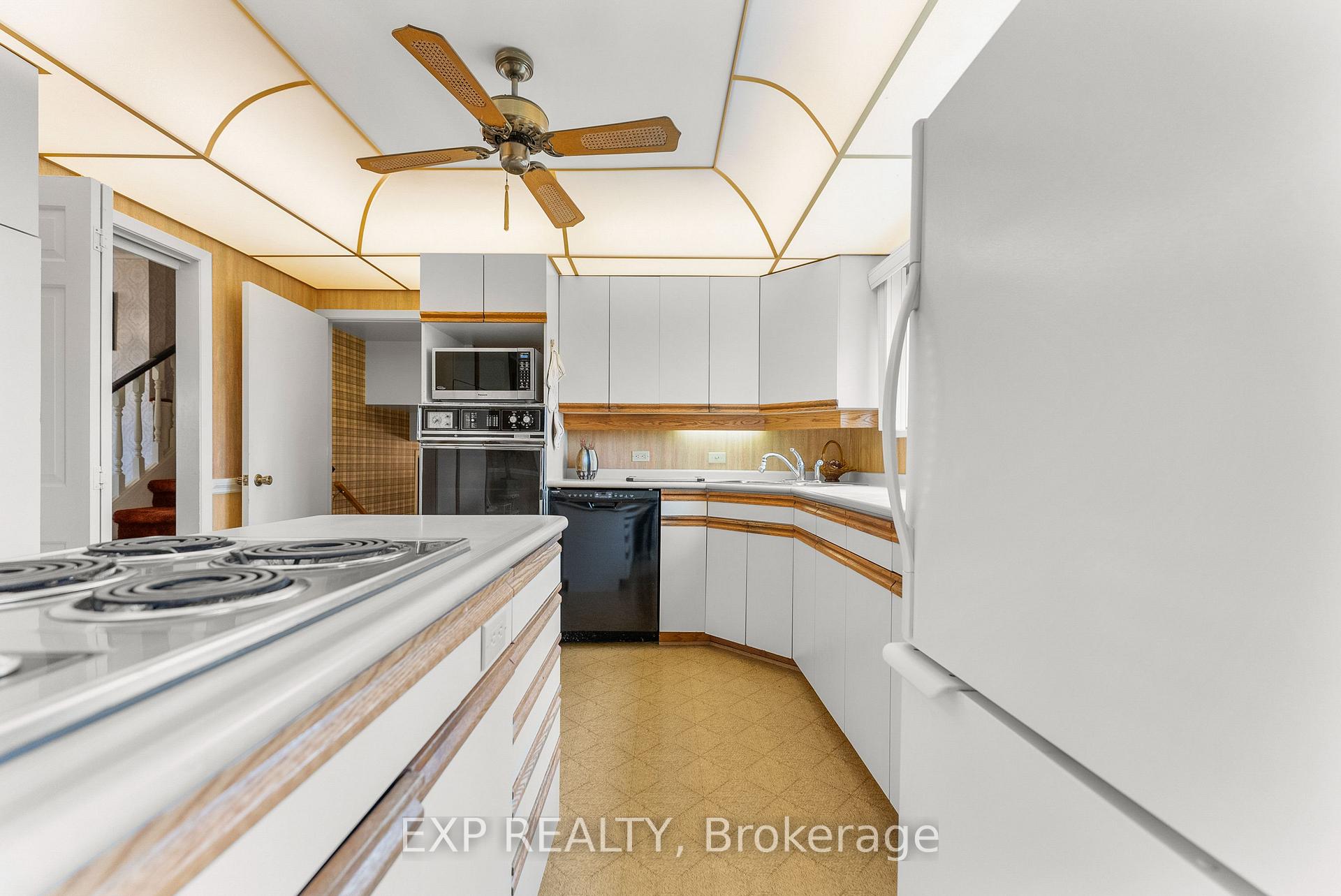 Photo 15 of 301 Opeongo Road, Renfrew — HOMEH